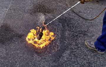 Kelmscott flat roofing repairs